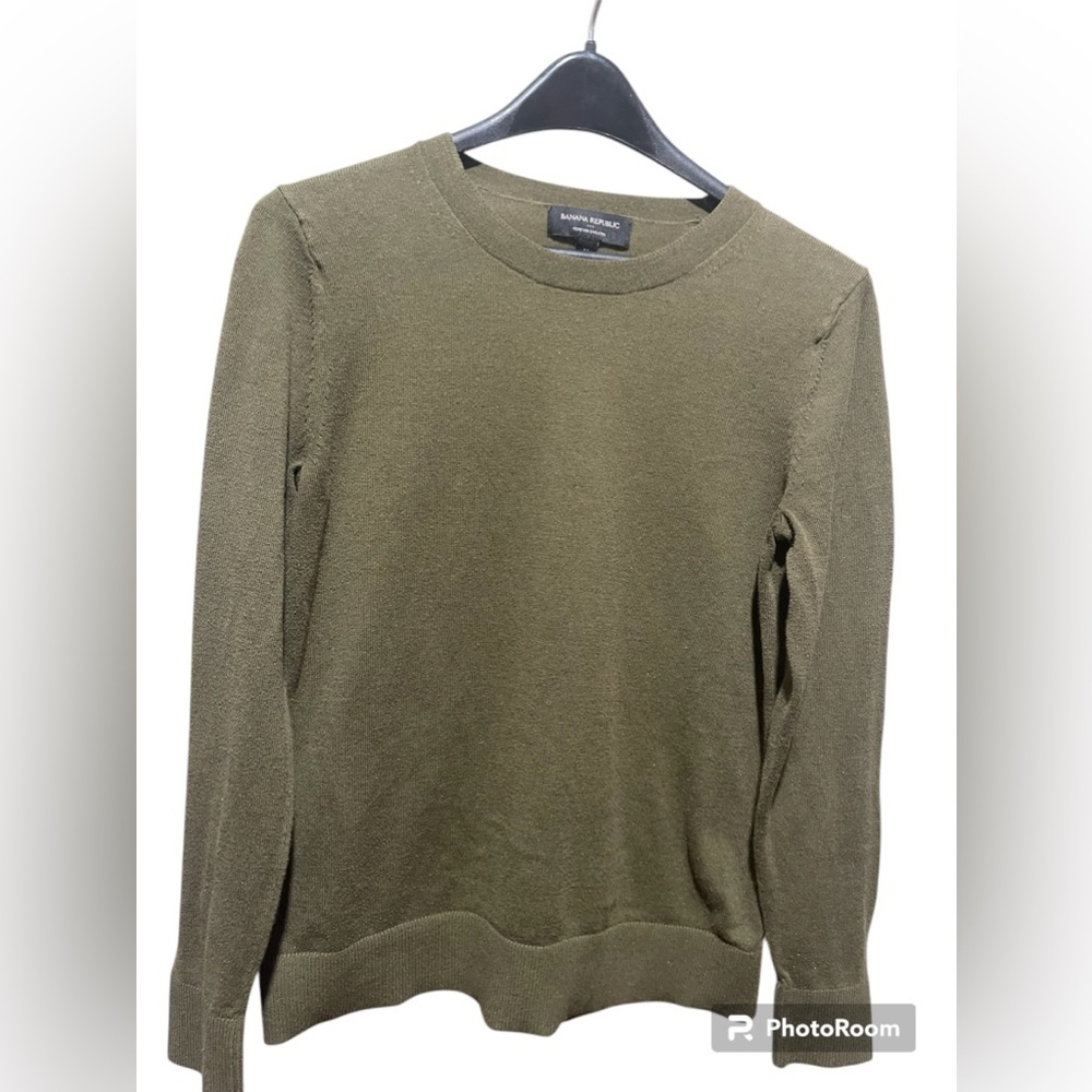 Banana Republic Forever Sweater Women’s Medium